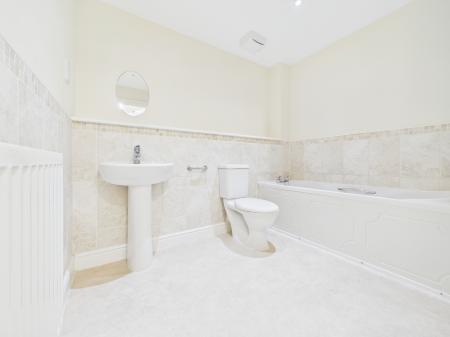 2 bedroom Flat for sale in Willow Place, Carlisle, CA1