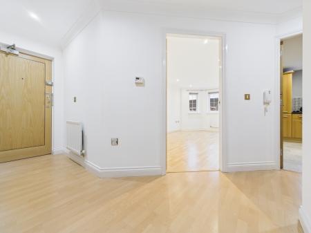 2 bedroom Flat to let in Watermans Walk, Harraby, Carlisle, CA1