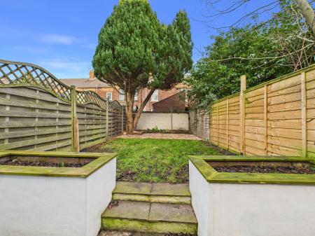2 bedroom Terraced House to let in Granville Road, Carlisle, CA2