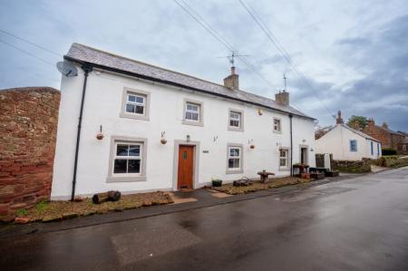 4 bedroom Detached house to let in The Old Store, Hayton, CA8