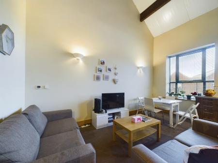 2 bedroom Flat to let in Warwick Road, Carlisle, CA1