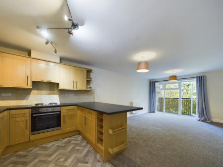 2 bedroom Flat to let in Willow Place, Carlisle, CA1