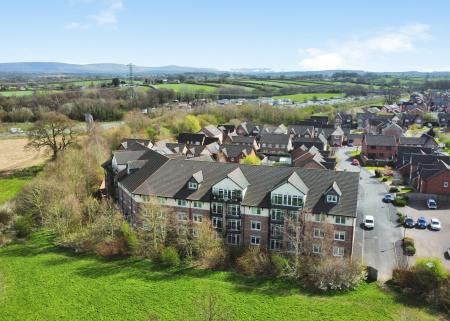 2 bedroom Flat for sale in Willow Place, Carlisle, CA1