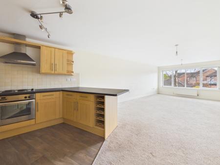 2 bedroom Flat for sale in Willow Place, Carlisle, CA1
