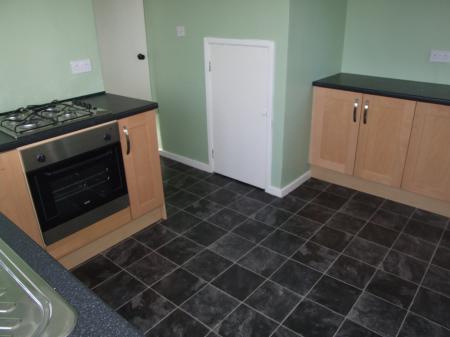 2 bedroom Bungalow to let in The Beeches, Great Corby, CA4