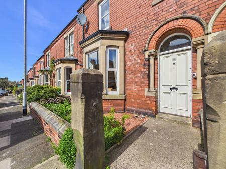 4 bedroom Terraced House to let in Thornton Road, Carlisle, CA3