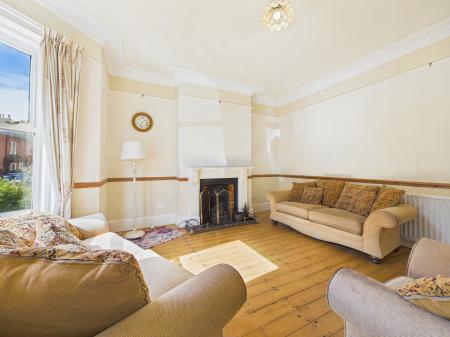 4 bedroom Terraced House to let in Thornton Road, Carlisle, CA3