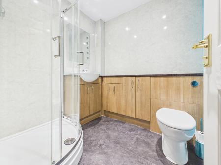 2 bedroom Flat for sale in St. Peters Close, Carlisle, CA3