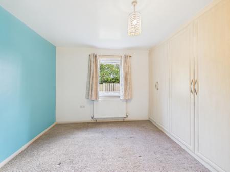 2 bedroom Flat for sale in St. Peters Close, Carlisle, CA3