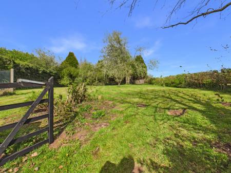 3 bedroom Cottage to let in Orchard Garth, Carlisle, CA4