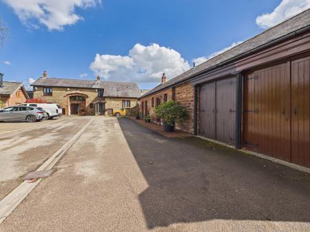 3 bedroom Cottage to let in Orchard Garth, Carlisle, CA4