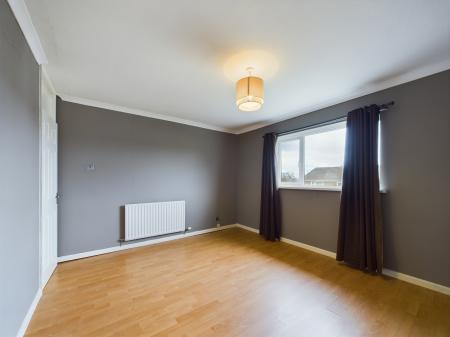 2 bedroom Flat to let in Longholme Road, Carlisle, CA1