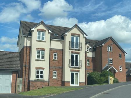 2 bedroom Flat for sale in Pennine View CLose, Carlisle, CA1