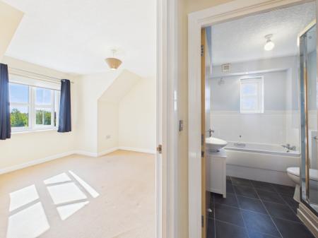 2 bedroom Flat for sale in Pennine View CLose, Carlisle, CA1