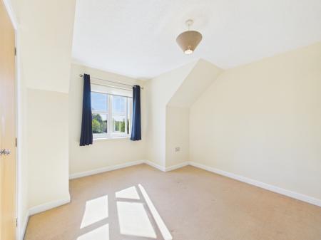 2 bedroom Flat for sale in Pennine View CLose, Carlisle, CA1