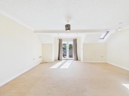 2 bedroom Flat for sale in Pennine View CLose, Carlisle, CA1
