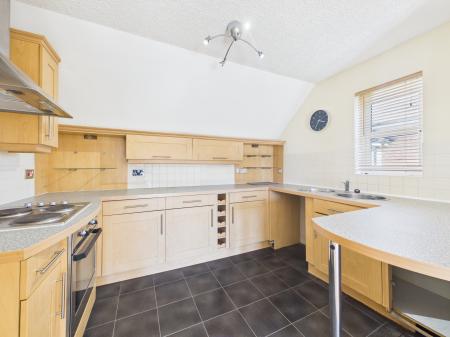 2 bedroom Flat for sale in Pennine View CLose, Carlisle, CA1