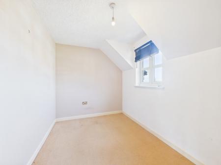2 bedroom Flat for sale in Pennine View CLose, Carlisle, CA1