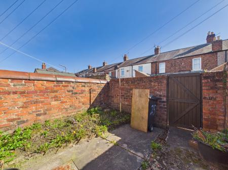 2 bedroom Terraced House for sale in Boundary Road, Carlisle, CA2