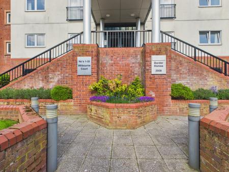 2 bedroom Flat for sale in Milbourne Street, Carlisle, CA2