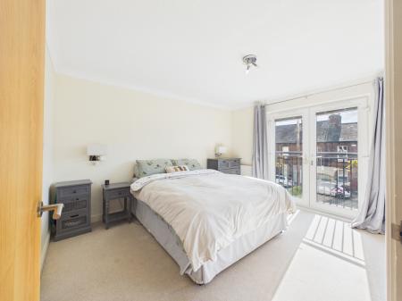 2 bedroom Flat for sale in Milbourne Street, Carlisle, CA2