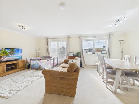 2 bedroom Flat for sale in Milbourne Street, Carlisle, CA2