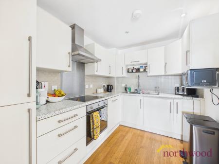 2 bedroom Flat for sale in Milbourne Street, Carlisle, CA2
