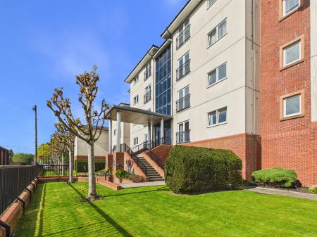 2 bedroom Flat for sale in Milbourne Street, Carlisle, CA2
