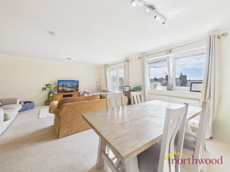 2 bedroom Flat for sale in Milbourne Street, Carlisle, CA2