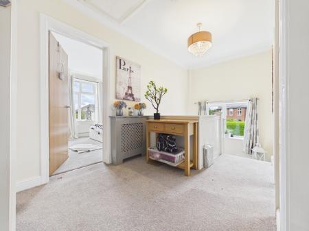 2 bedroom Flat to let in Beechwood Avenue, Carlisle, CA3