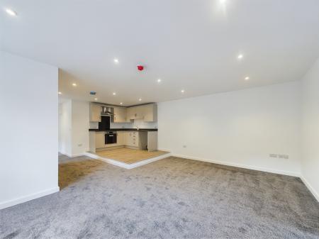 2 bedroom Flat to let in 28 Botchergate, Carlisle, CA1