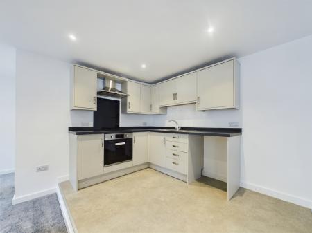 2 bedroom Flat to let in 28 Botchergate, Carlisle, CA1