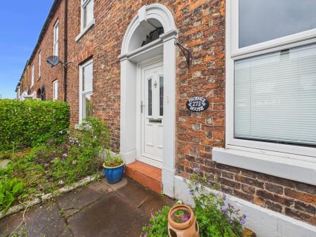 3 bedroom Terraced House for sale in Warwick Road, Carlisle, CA1