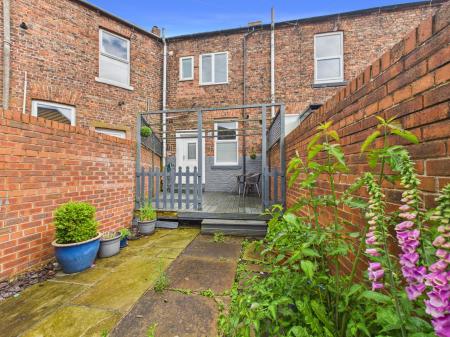 3 bedroom Terraced House for sale in Warwick Road, Carlisle, CA1