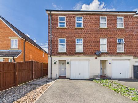 3 bedroom Town house for sale in Cavaghan Gardens, Carlisle, CA1