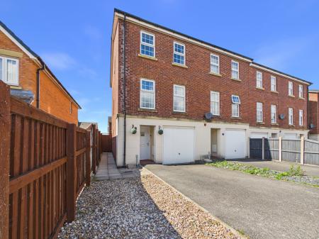 3 bedroom Town house for sale in Cavaghan Gardens, Carlisle, CA1