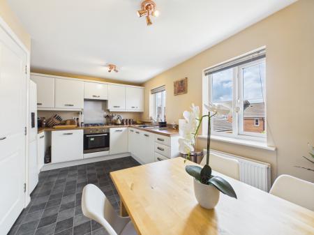 3 bedroom Town house for sale in Cavaghan Gardens, Carlisle, CA1