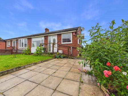 2 bedroom Semi-detached bungalow for sale in The Green, Houghton, CA3
