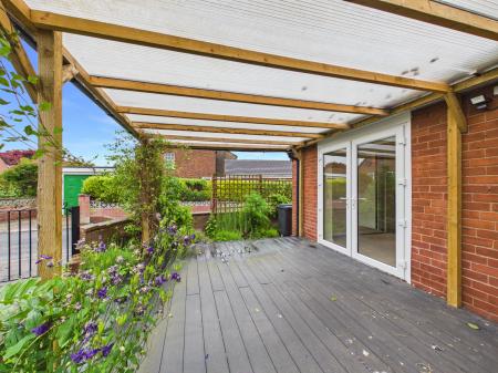 2 bedroom Semi-detached bungalow for sale in The Green, Houghton, CA3