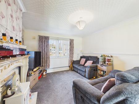 2 bedroom Flat for sale in Ellesmere Way, Carlisle, CA2