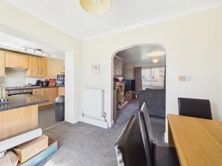 2 bedroom Flat for sale in Ellesmere Way, Carlisle, CA2