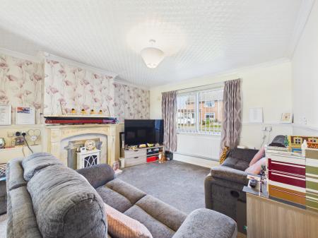 2 bedroom Flat for sale in Ellesmere Way, Carlisle, CA2