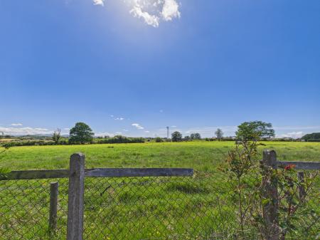 2 bedroom Flat for sale in Ellesmere Way, Carlisle, CA2