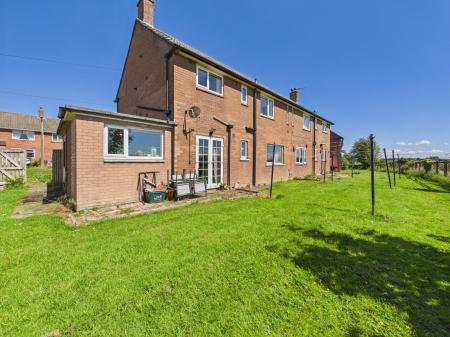 2 bedroom Flat for sale in Ellesmere Way, Carlisle, CA2