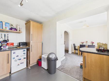 2 bedroom Flat for sale in Ellesmere Way, Carlisle, CA2
