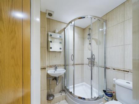 2 bedroom Flat to let in Hadrian Court, Union Lane, Brampton, CA8