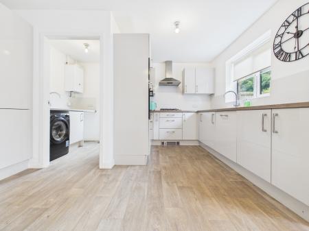 4 bedroom Detached house to let in Suttle Lane, Carlisle, CA2