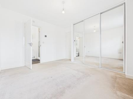 4 bedroom Detached house to let in Suttle Lane, Carlisle, CA2
