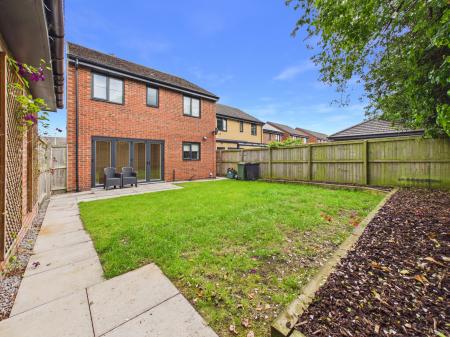4 bedroom Detached house to let in Suttle Lane, Carlisle, CA2