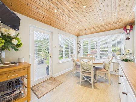 4 bedroom Detached house for sale in Pinecroft, Carlisle, CA3